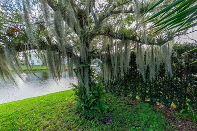 1004 Center Stone Lane, West Palm Beach, FL 33404 - Photo 40