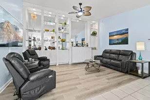 8256 SE Paurotis Ln, Hobe Sound, FL 33455 - Photo 10