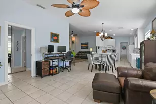 8256 SE Paurotis Ln, Hobe Sound, FL 33455 - Photo 12