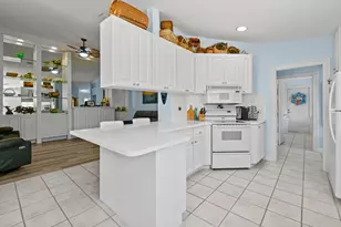 8256 SE Paurotis Ln, Hobe Sound, FL 33455 - Photo 14