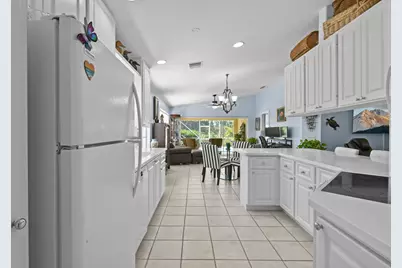 8256 SE Paurotis Lane, Hobe Sound, FL 33455 - Photo 16