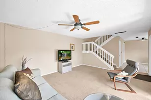 1458 N Lawnwood Cir, Fort Pierce, FL 34950 - Photo 4