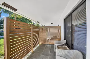 2904 Spanish Trail, Delray Beach, FL 33483 - Photo 2