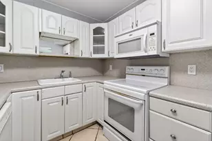 336 Golfview Rd, North Palm Beach, FL 33408 - Photo 8