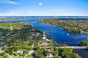 5730 Holly Ln, Jupiter, FL 33458 - Photo 2