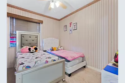 1607 Laurel Leaf Lane, Fort Pierce, FL 34950 - Photo 16