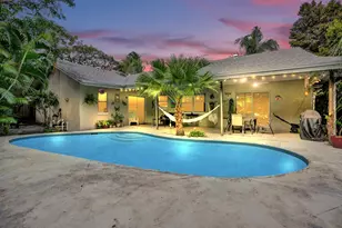 194 Parkwood Dr, Royal Palm Beach, FL 33411 - Photo 1