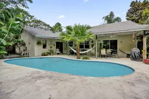 194 Parkwood Dr, Royal Palm Beach, FL 33411 - Photo 10