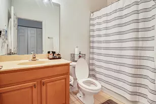 815 Pipers Cay Dr, West Palm Beach, FL 33415 - Photo 14