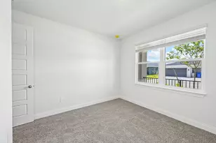 5621 Hampton Park Cir, Vero Beach, FL 32966 - Photo 18