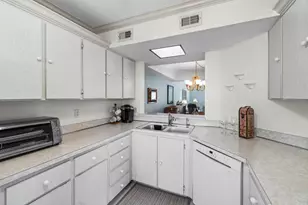 23345 Carolwood Ln, Boca Raton, FL 33428 - Photo 6