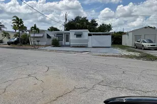 2886 Croton Ln, West Palm Beach, FL 33403 - Photo 30