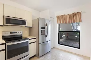 3349 Lucerne Park Dr, Greenacres, FL 33467 - Photo 6