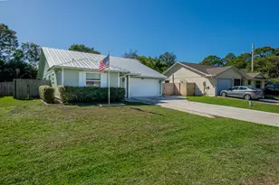 4222 SE Satinleaf Pl, Stuart, FL 34997 - Photo 2
