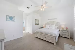 5427 Place Lake Dr, Fort Pierce, FL 34951 - Photo 8