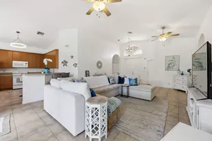 5427 Place Lake Dr, Fort Pierce, FL 34951 - Photo 4