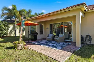 5427 Place Lake Dr, Fort Pierce, FL 34951 - Photo 18