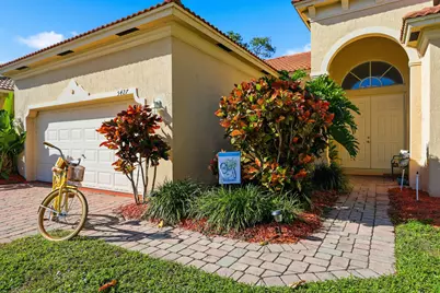 5427 Place Lake Drive, Fort Pierce, FL 34951 - Photo 2
