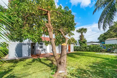 930 43rd Street, West Palm Beach, FL 33407 - Photo 24