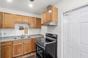 930 43rd St, West Palm Beach, FL 33407 - Photo 12