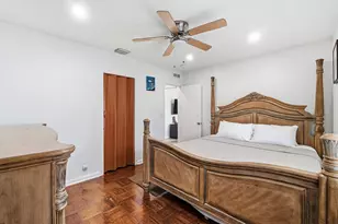 930 43rd St, West Palm Beach, FL 33407 - Photo 18