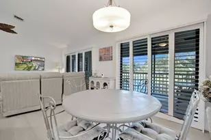 4 Lexington Ln E, Palm Beach Gardens, FL 33418 - Photo 26