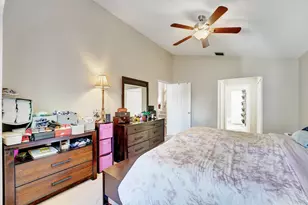 2008 Normandy Cir, West Palm Beach, FL 33409 - Photo 34