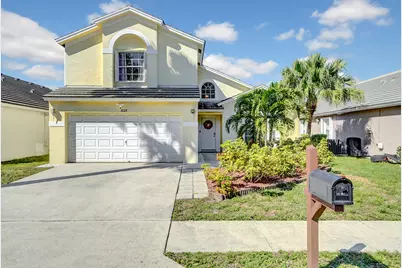 2008 Normandy Circle, West Palm Beach, FL 33409 - Photo 1