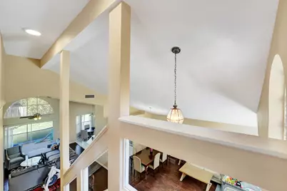 2008 Normandy Circle, West Palm Beach, FL 33409 - Photo 10