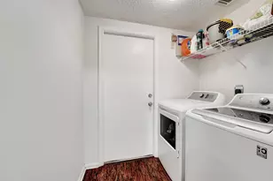 2008 Normandy Cir, West Palm Beach, FL 33409 - Photo 12