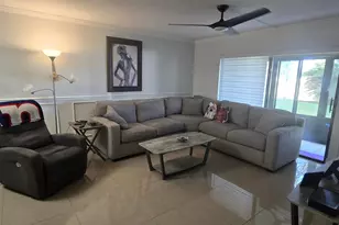 140 Lake Nancy Ln, West Palm Beach, FL 33411 - Photo 8