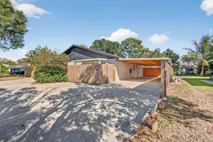 5785 SE Collins Ave, Stuart, FL 34997 - Photo 2