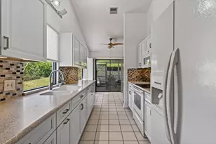 13196 SE Point O Woods Ct, Hobe Sound, FL 33455 - Photo 12