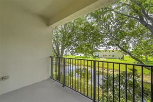 23269 Carolwood Ln, Boca Raton, FL 33428 - Photo 38