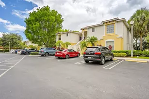 23269 Carolwood Ln, Boca Raton, FL 33428 - Photo 2