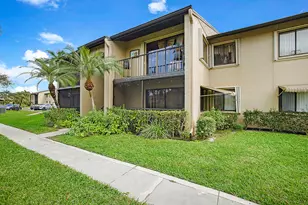 533 Shady Pine Way, Greenacres, FL 33415 - Photo 2