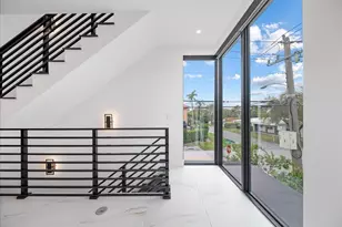 1052 N Victoria Park Rd, Fort Lauderdale, FL 33304 - Photo 8