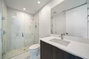 1052 N Victoria Park Rd, Fort Lauderdale, FL 33304 - Photo 8