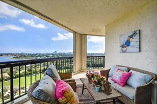 1900 Consulate Pl, West Palm Beach, FL 33401 - Photo 38