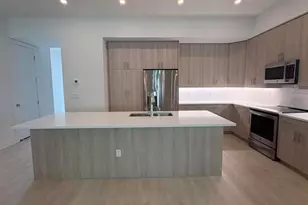 109 Royal Palm Cir, Tequesta, FL 33469 - Photo 10