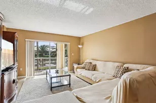 951 De Soto Rd, Boca Raton, FL 33432 - Photo 10