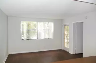 714 Executive Center Dr, West Palm Beach, FL 33401 - Photo 6