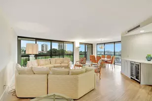 1900 Consulate Pl, West Palm Beach, FL 33401 - Photo 10