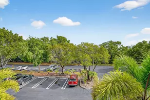 600 Crestwood Ct N, Royal Palm Beach, FL 33411 - Photo 16