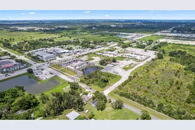 5501 Orange Avenue, Fort Pierce, FL 34947 - Photo 10