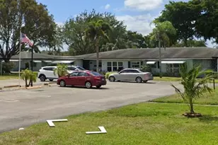 552 High Point Dr, Delray Beach, FL 33445 - Photo 2