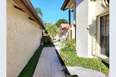 21742 Club Villa Terrace, Boca Raton, FL 33433 - Photo 34