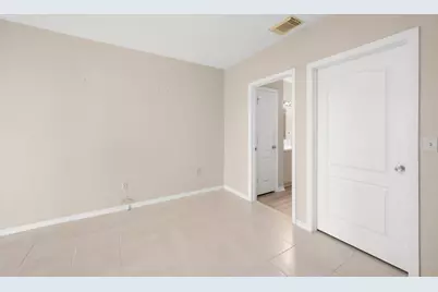 112 SW Peacock Boulevard #7202, Port Saint Lucie, FL 34986 - Photo 8