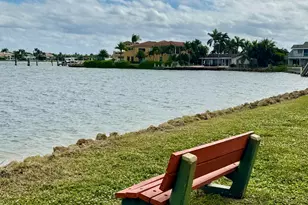 110 Half Moon Cir, Hypoluxo, FL 33462 - Photo 34