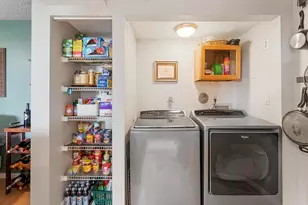 110 Half Moon Cir, Hypoluxo, FL 33462 - Photo 12